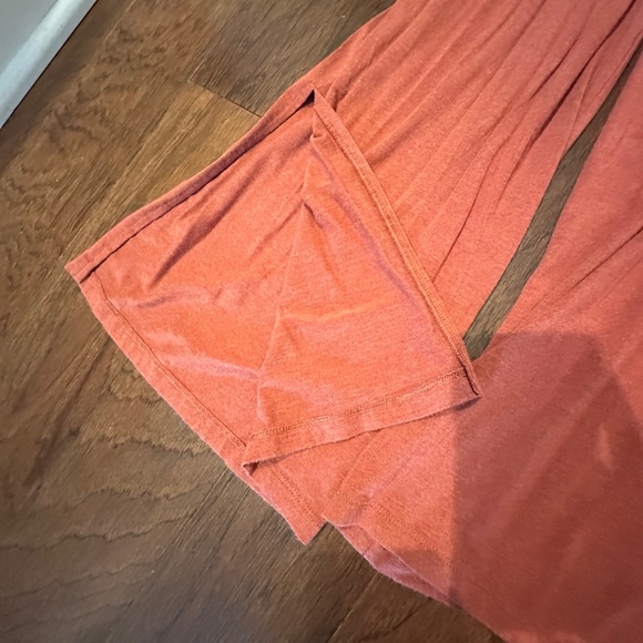 Athleta Drawstring Sleeveless Wide-Leg Coastal Romper in Rust/Brown | Size 0 - Picture 5 of 7